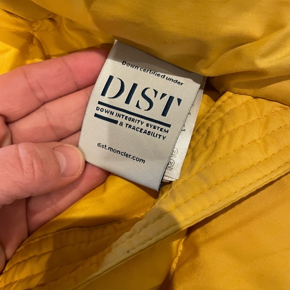 Moncler down jacket - Picture 7 of 11